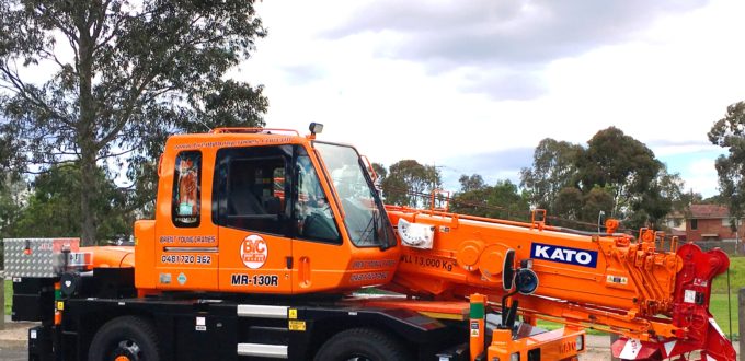 Kato MR 130R "Bubble" Crane